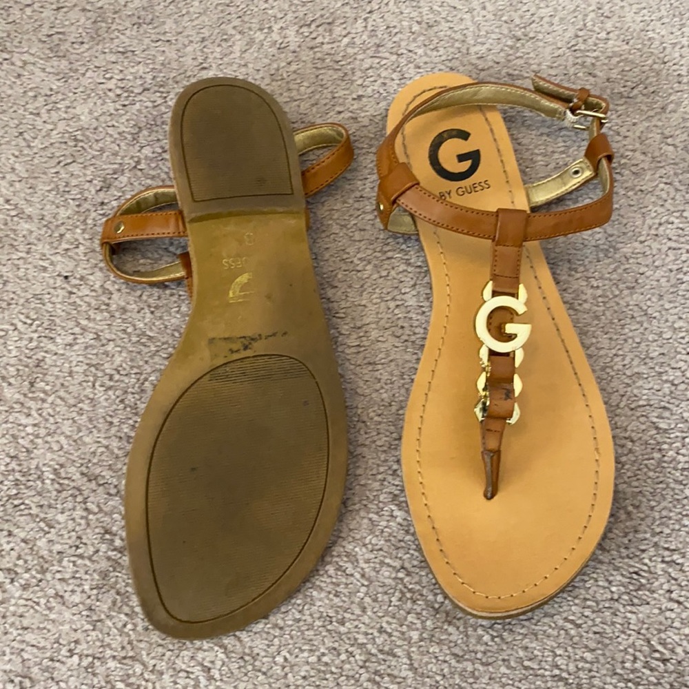 Guess sandal